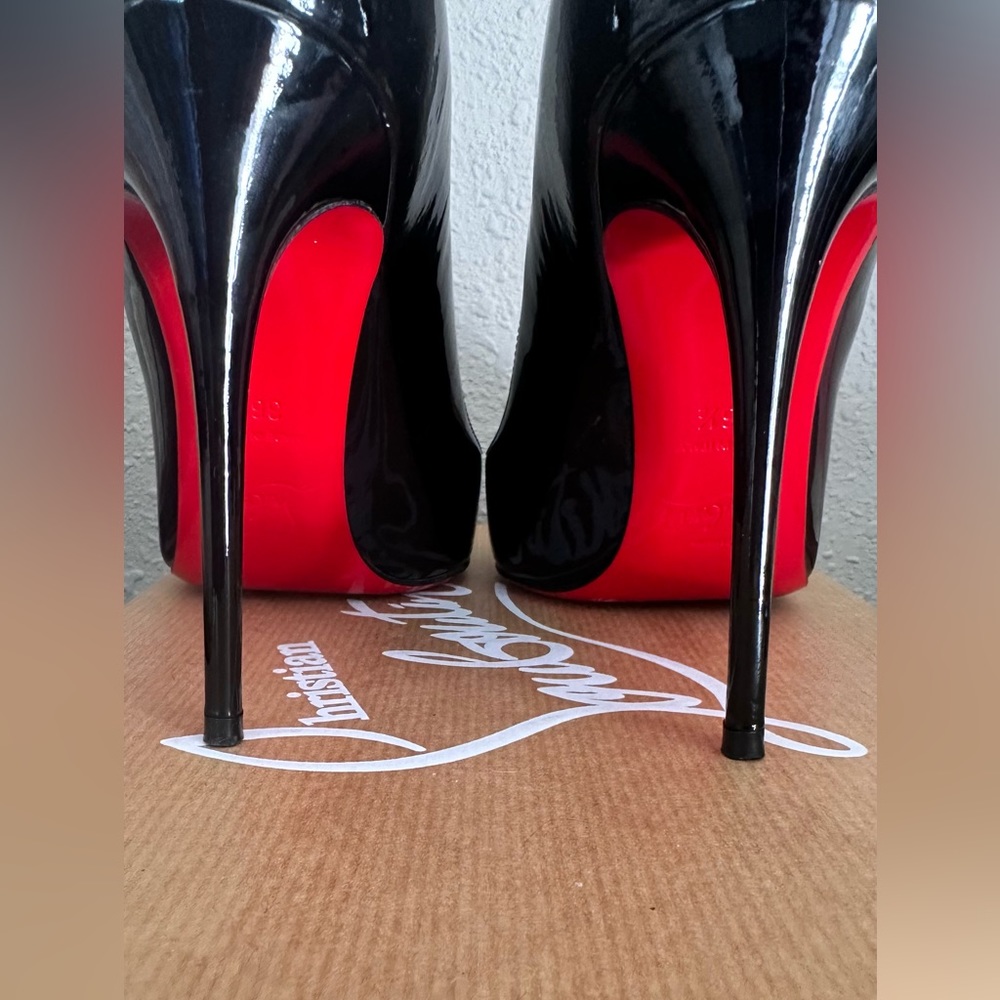 Christian Louboutin Pigalle Follies 100MM - Picture 5 of 14